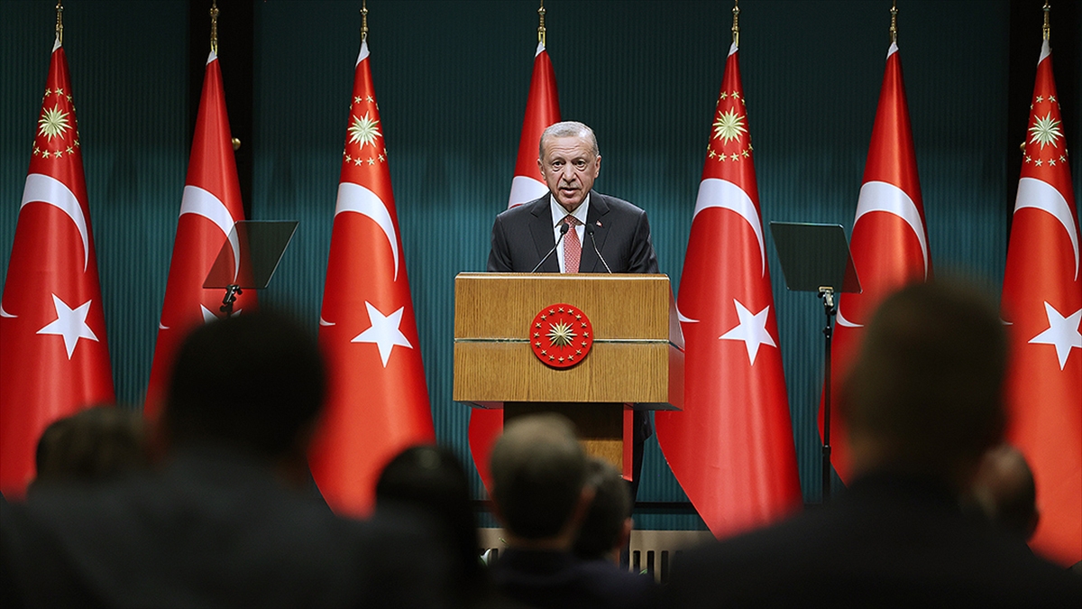 cumhurbaskani-erdogan-isvecte-kuran-yakilmasi-kuran-i-kerimi-yakma-diye-bir-ozgurluk-olamaz-mulf8bzn.jpg