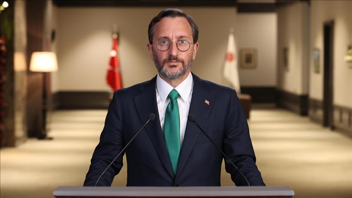cumhurbaskanligi-iletisim-baskani-altun-devletimiz-feto-ile-mucadeleyi-bugun-de-tum-gucuyle-devam-ettirmektedir-PpFkwDWU.jpg