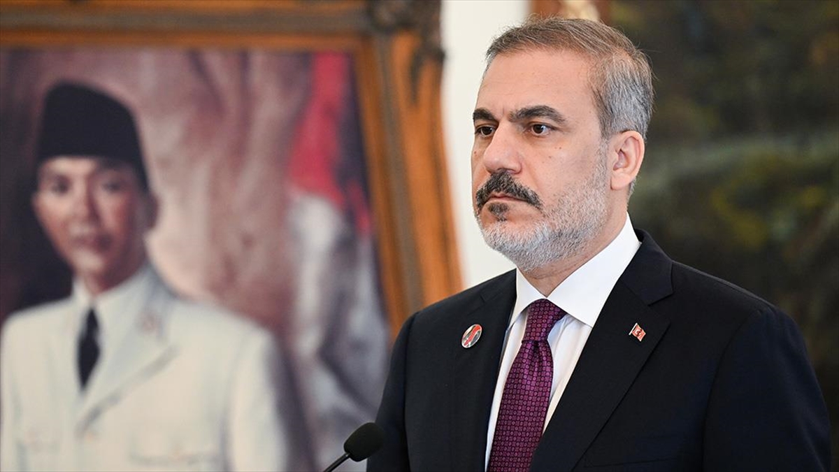 disisleri-bakani-fidan-turk-hava-yollarinin-endonezya-ucuslarinin-artmasiyla-ilgili-cok-yuksek-bir-talep-var-iNX39FKz.jpg