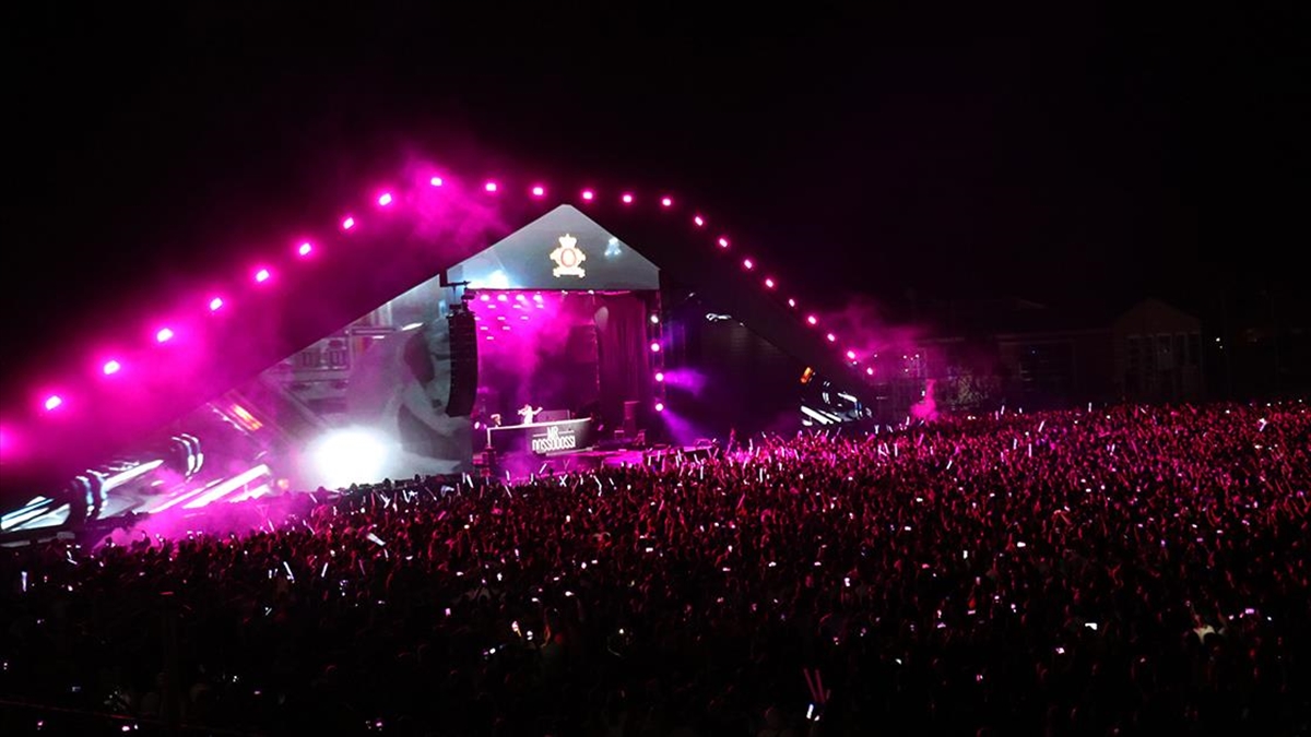 dogubayazitta-muzik-festivalinde-binlerce-dj-performansiyla-eglendi-ADv77hcc.jpg