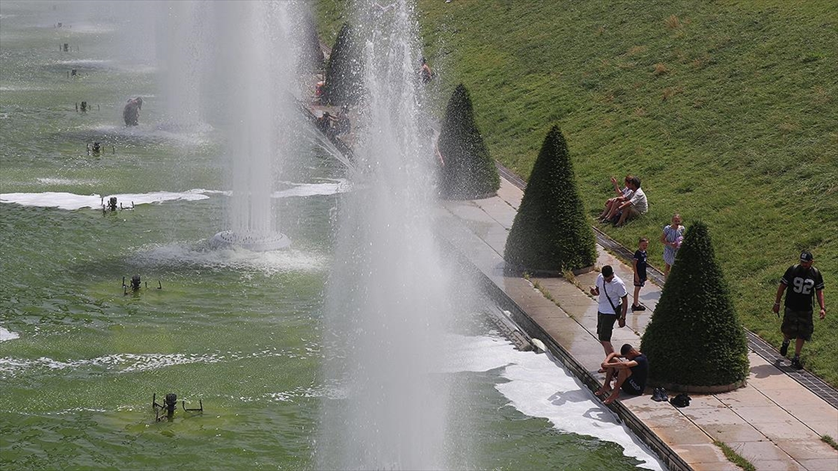 dunya-meteoroloji-orgutu-sicaklik-rekorlarinin-daha-da-artacagini-acikladi-EZ6m4zM2.jpg