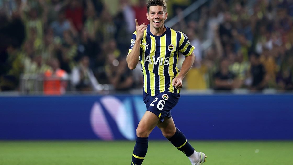 fenerbahce-miha-zajc-ile-3-yillik-anlasmaya-vardi-9gKuckmA.jpg