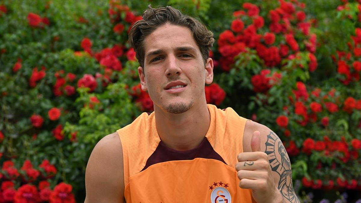 galatasarayin-yildiz-futbolcusu-zaniolo-burada-kendimi-cok-iyi-hissediyorum-qLGdrC3A.jpg