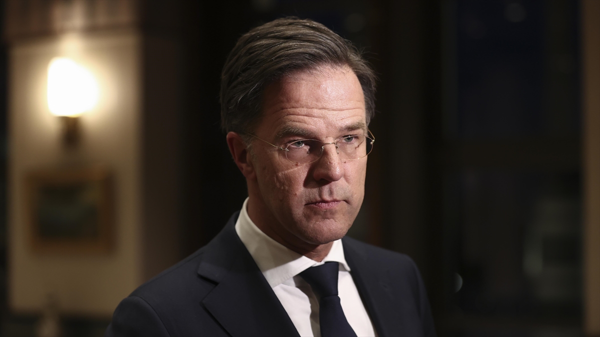 hollandada-istifa-eden-hukumetin-basbakani-rutte-aktif-siyaseti-birakacagini-acikladi-U5nYjxOa.jpg