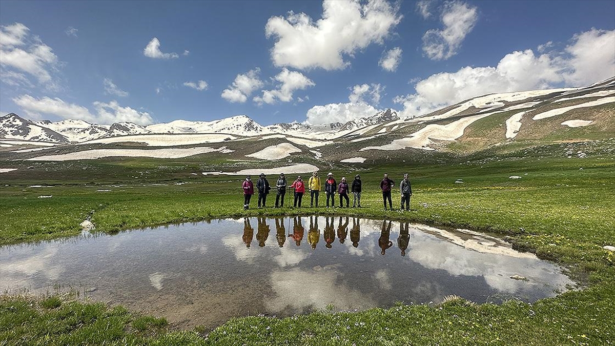 huzura-kavusan-hakkari-turizmdeki-yukselisini-surduruyor-ec8S4jx5.jpg