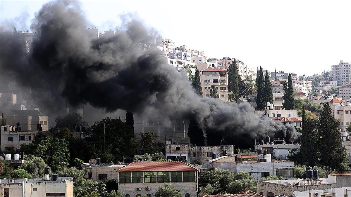 israil-ceninde-2-gundur-devam-eden-saldirilarinin-sona-erdigini-duyurdu-HMWZYWMD.jpg