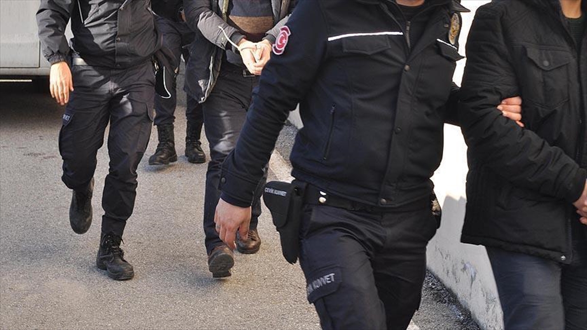 istanbulda-feto-operasyonunda-9-zanli-yakalandi-YqQpylES.jpg