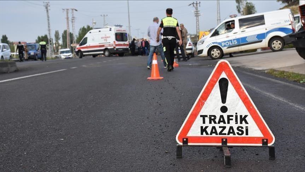 kurban-bayrami-tatilindeki-trafik-kazalarinda-110-kisi-hayatini-kaybetti-x68g9xWj.jpg