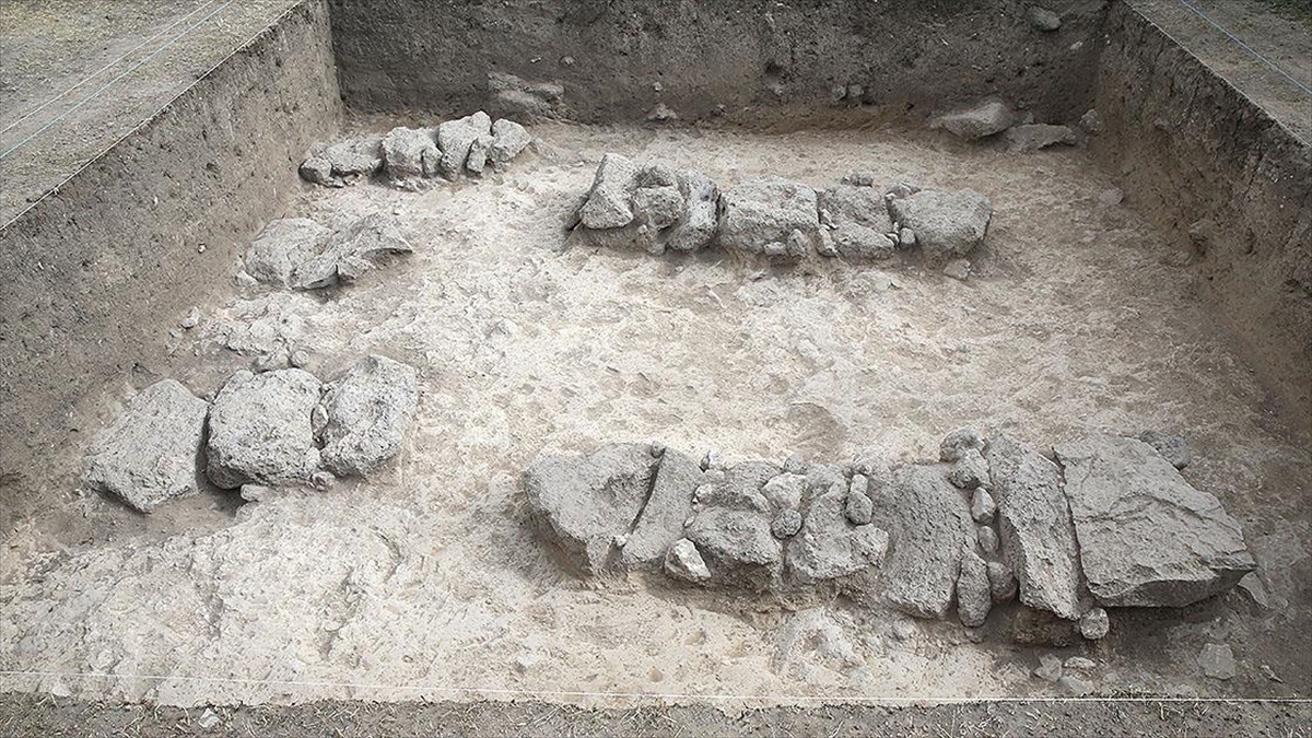 malazgirt-savasi-alaninin-tespiti-icin-yapilan-kazi-calismalari-4-yilinda-IfUYJedX.jpg