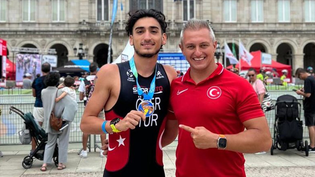 milli-triatlon-sporcusu-ugurcan-ozer-ispanyada-ucuncu-oldu-e4mglnvT.jpg