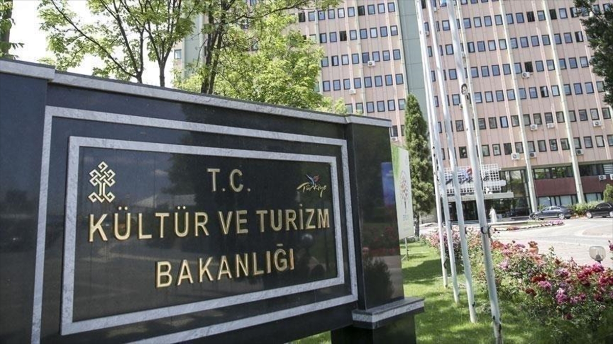 sanatci-tanitma-karti-icin-internet-uzerinden-basvuru-yapilabilecek-cmbqZSna.jpg