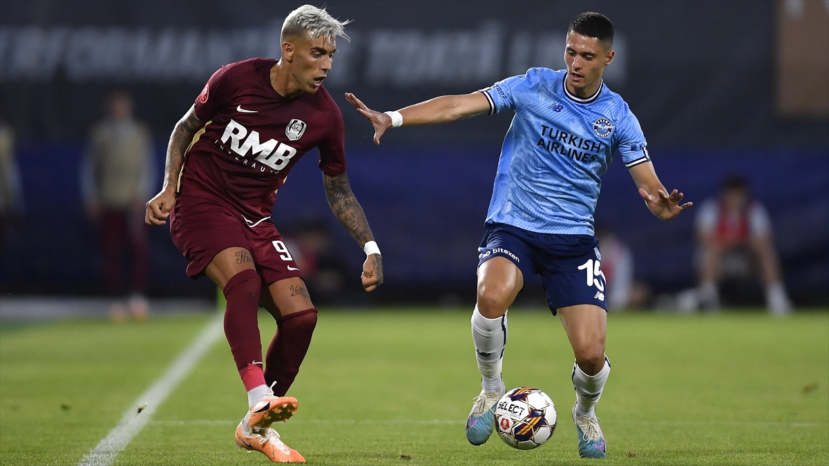 uefa-avrupa-konferans-ligi-2-eleme-turu-ilk-macinda-adana-demirspor-cfr-clujla-berabere-kaldi-MyaYsB5M.jpg