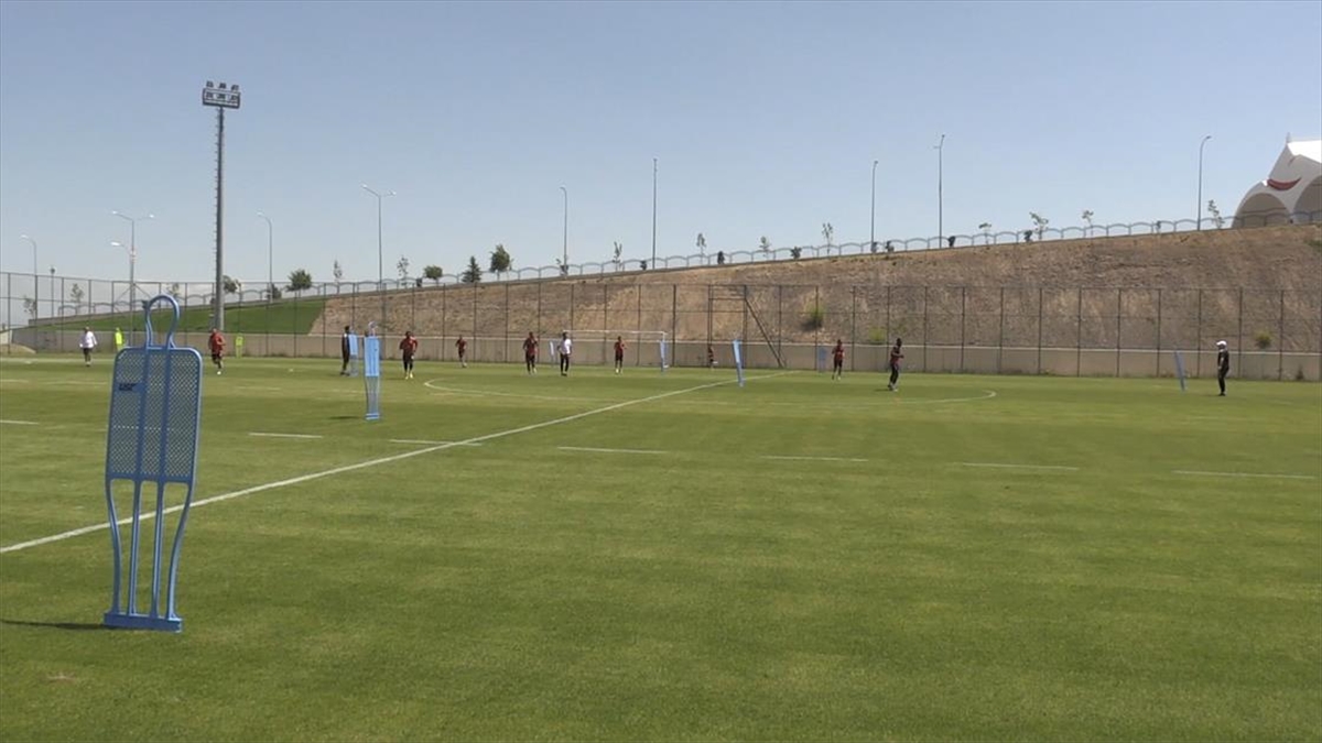 yilport-samsunspor-sampiyonlugu-getiren-oyun-kurgusunu-gelistirip-mucadele-etmeye-hazirlaniyor-a6TVneGj.jpg