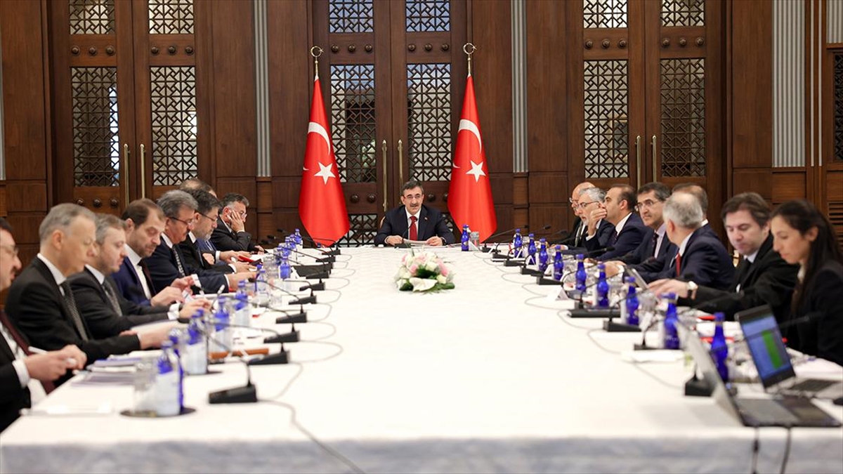 ekonomi-koordinasyon-kurulu-cumhurbaskani-yardimcisi-yilmaz-baskanliginda-toplandi-5Qbhv2Bx.jpg
