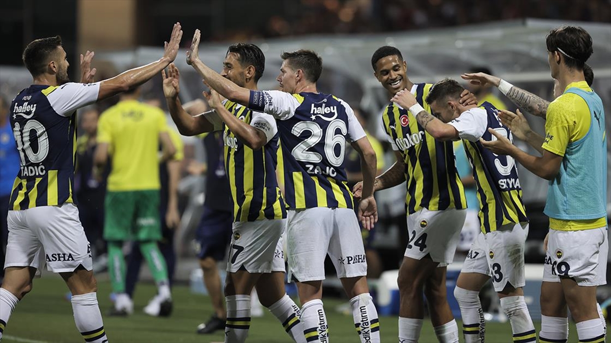 fenerbahce-avrupada-259-randevusuna-cikacak-jaunuv1f.jpg