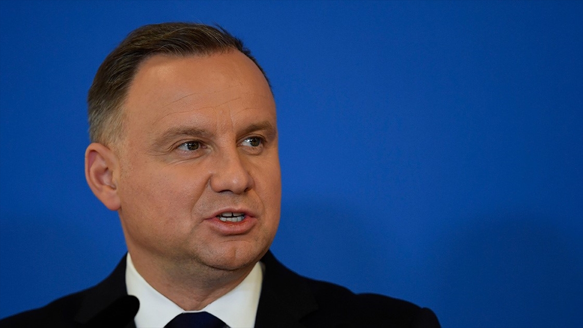 polonya-cumhurbaskani-duda-belarus-sinirindaki-hibrit-saldirilarda-rusyayi-isaret-etti-LaDtuzYO.jpg