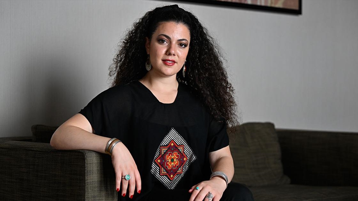 sarkici-nai-barghouti-kontrol-noktalarinda-en-korktugum-sey-israil-askerlerinin-enstrumanimi-fark-etmesiydi-f2QJ2dyy.jpg