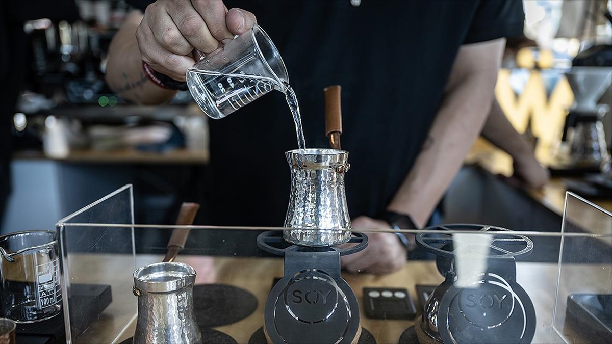 9-istanbul-coffee-festival-basladi-JS2RCHcm.jpg