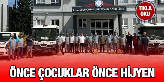 ALTIEYLÜL’DEN OKULLARA TEMİZLİK SEFERBERLİĞİ