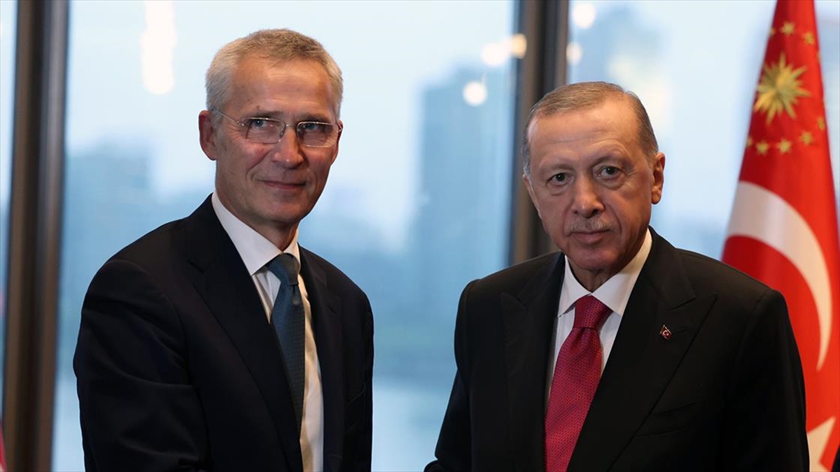 cumhurbaskani-erdogan-nato-genel-sekreteri-jens-stoltenbergi-kabul-etti-z8wK58yp.jpg