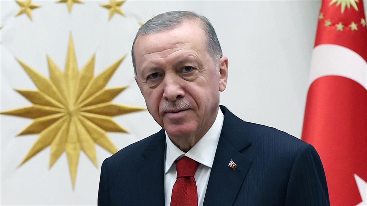 cumhurbaskani-erdogan-yeni-egitim-ogretim-yilini-kutladi-7dV4J8cl.jpg