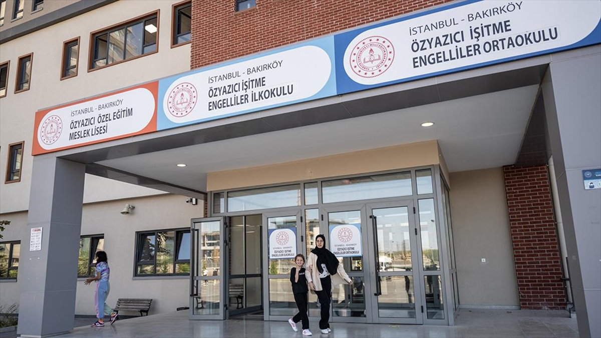 istanbulun-134-yillik-dilsizler-mektebi-isitme-engellilere-meslek-kazandiriyor-7hGVd62r.jpg