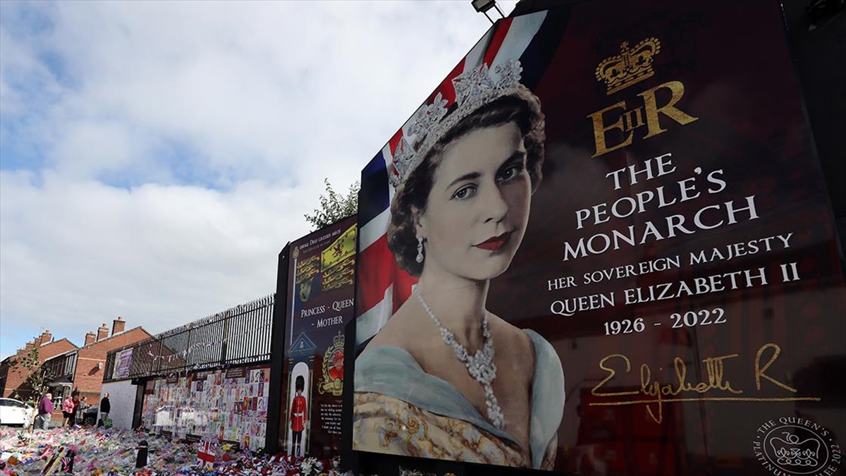 kralice-elizabeth-olumunun-birinci-yilinda-aniliyor-fJLEUwWs.jpg