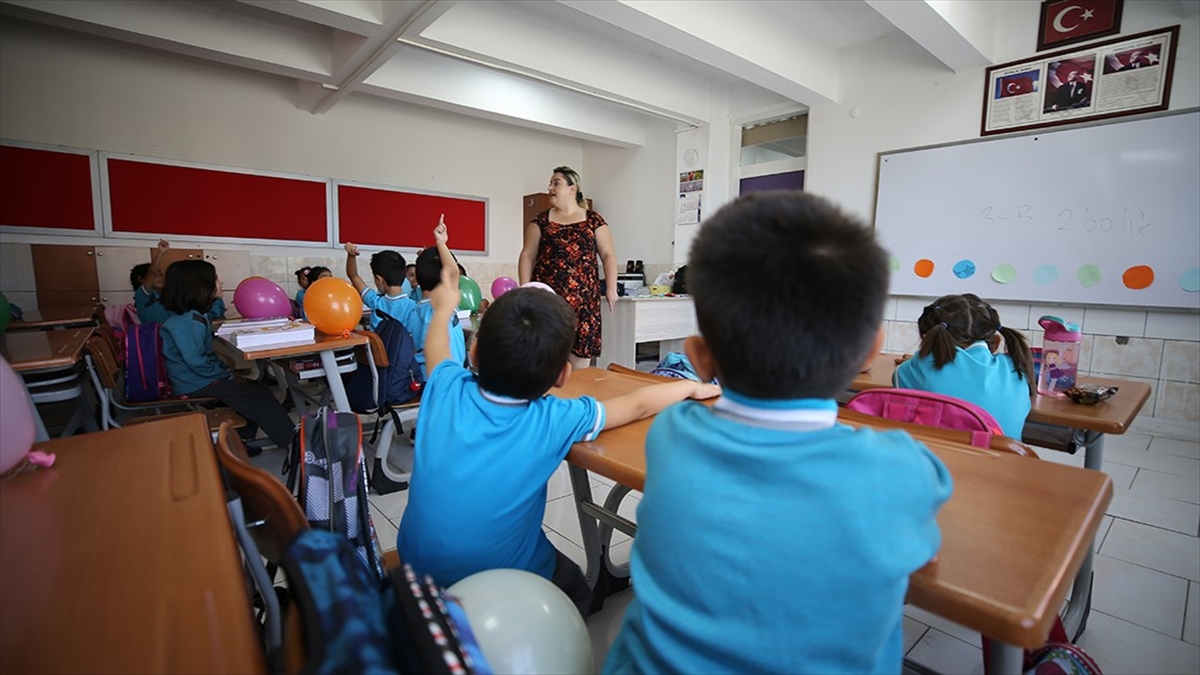 meb-ilkokulda-test-yerine-surec-odakli-ogrenme-yaklasimina-yonelik-ornek-olcme-araclari-yayimladi-KkcOnZcl.jpg