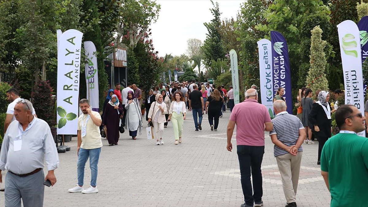 psb-anatolia-uluslararasi-peyzaj-sus-bitkileri-bahce-sanatlari-ve-ekipmanlari-fuari-suruyor-hm6cGlja.jpg