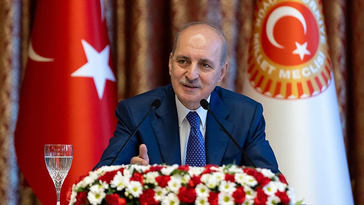 tbmm-baskani-kurtulmus-yeni-bir-anayasa-yapmak-turkiyenin-boynunun-borcudur-uxhQq5jH.jpg