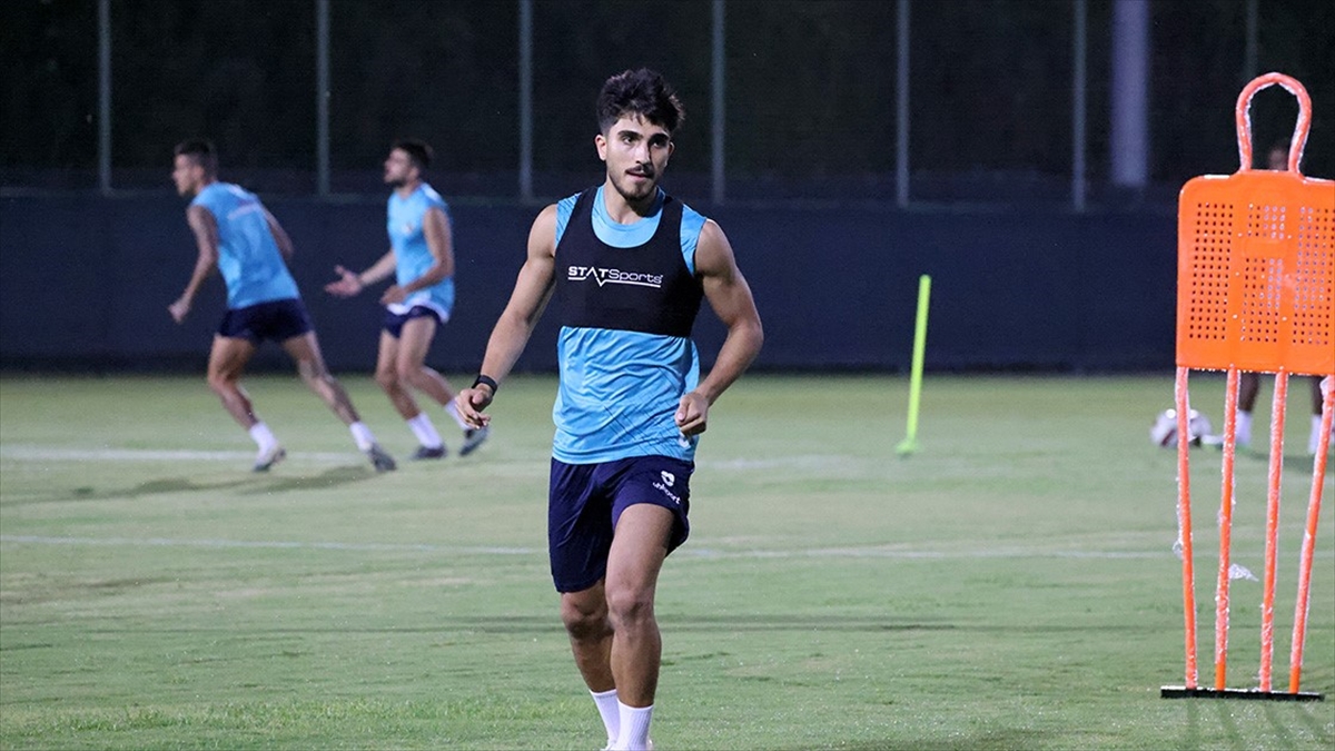 trabzonspor-alanyaspordan-umut-gunesi-transfer-etti-ixKaY8Lm.jpg