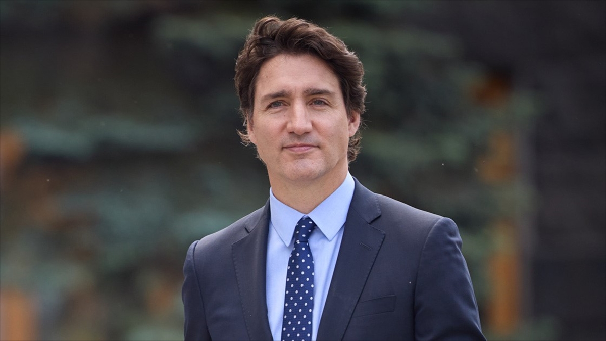 trudeaudan-kanada-parlamentosunda-nazi-askerinin-alkislanmasina-utanc-verici-nitelemesi-cLYYIzlT.jpg